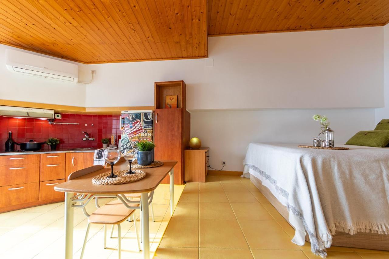 Estudio Delante Del Mar La Pineda Exteriör bild